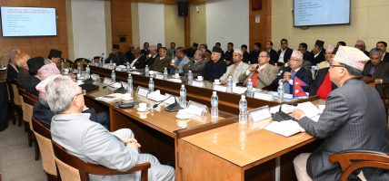 राजतन्त्रका दलालहरुले लोकतान्त्रिक आन्दोलनका नेतामाथि खुकुरी प्रहार गरे : प्रधानमन्त्री प्रचण्ड