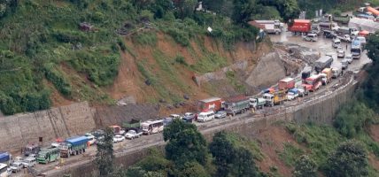 पुस ७ गतेदेखि नारायणगढ–मुग्लिन सडकखण्ड दैनिक चार घण्टा बन्द हुने