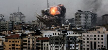 सरकारले हमास आक्रमणमा मारिएका नेपालीको परिवारलाई दियो १०/१० लाख राहत