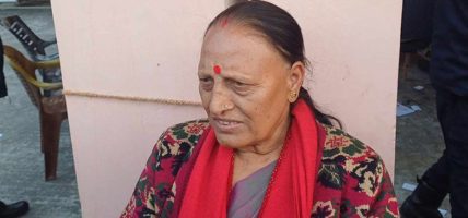 कोशीमा गठबन्धनबाट फ्लोर क्रस हुँदा एमालेकी रुक्मिणी विजयी