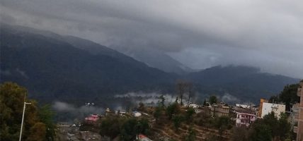 कर्णाली र सुदूरपश्चिम प्रदेशमा भारी वर्षाको सम्भावना